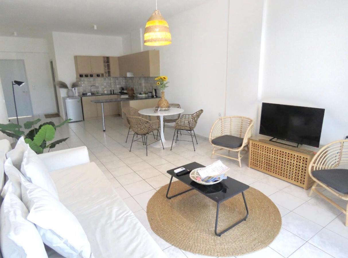 Divine Malia Suites & Apartments Εξωτερικό φωτογραφία